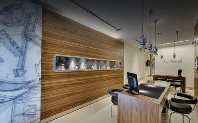 OFFICINE PANERAI BOUTIQUE IN MADRID on .